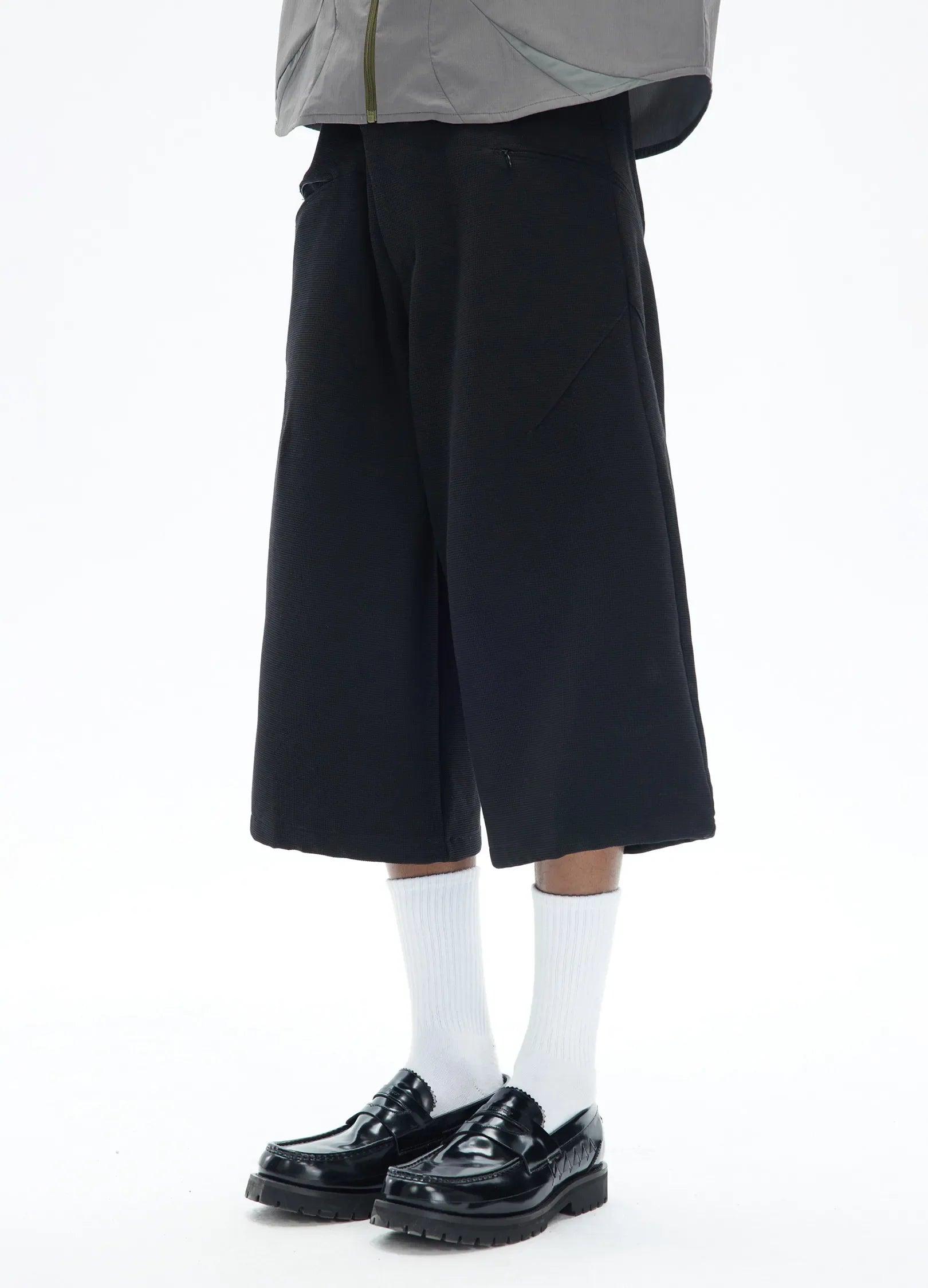 Relaxed Fit Cropped Shorts - chiclara